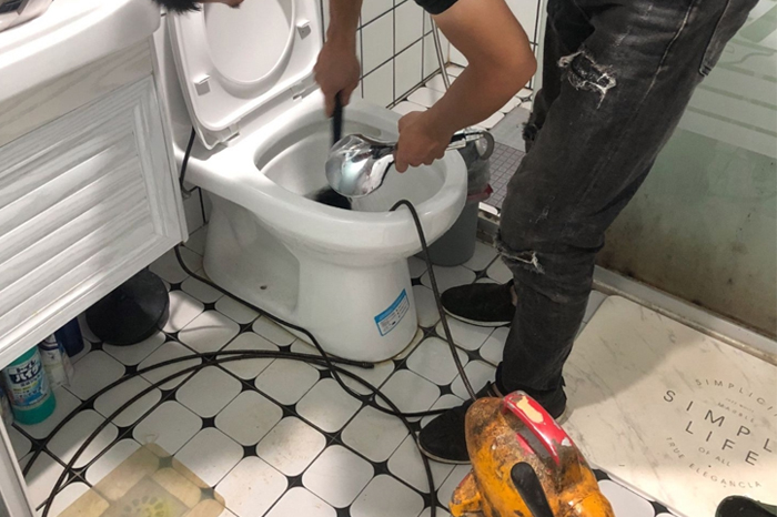 大田镇疏通下水道