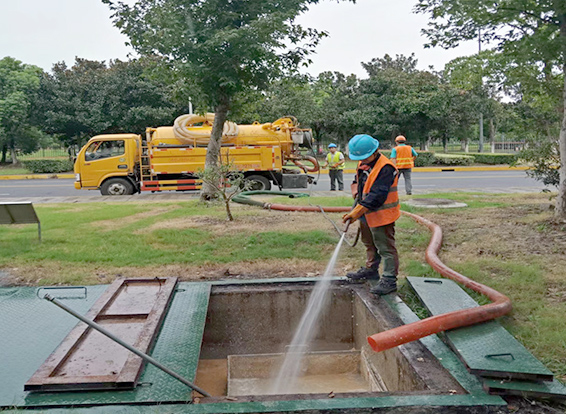 大田镇化油池清理